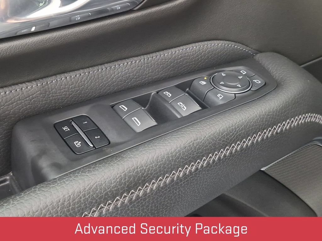 Certified 2023 GMC Yukon XL Denali AWD/4WD image 14
