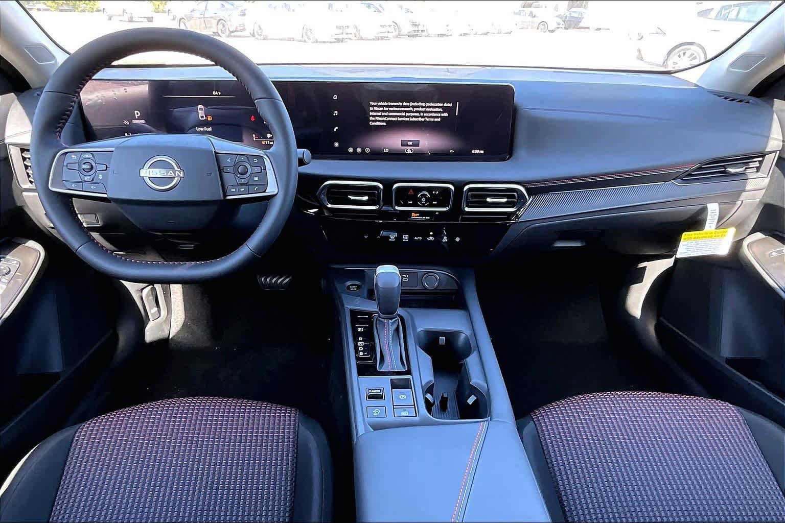 New 2026 Nissan Sentra SR w/ Floor Mat Package image 5