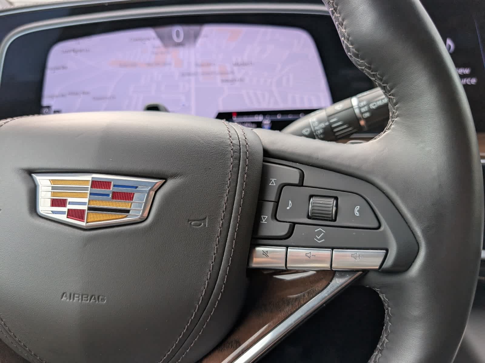 Used 2024 Cadillac Escalade Sport Platinum w/ LPO, ONYX Package AWD/4WD image 29