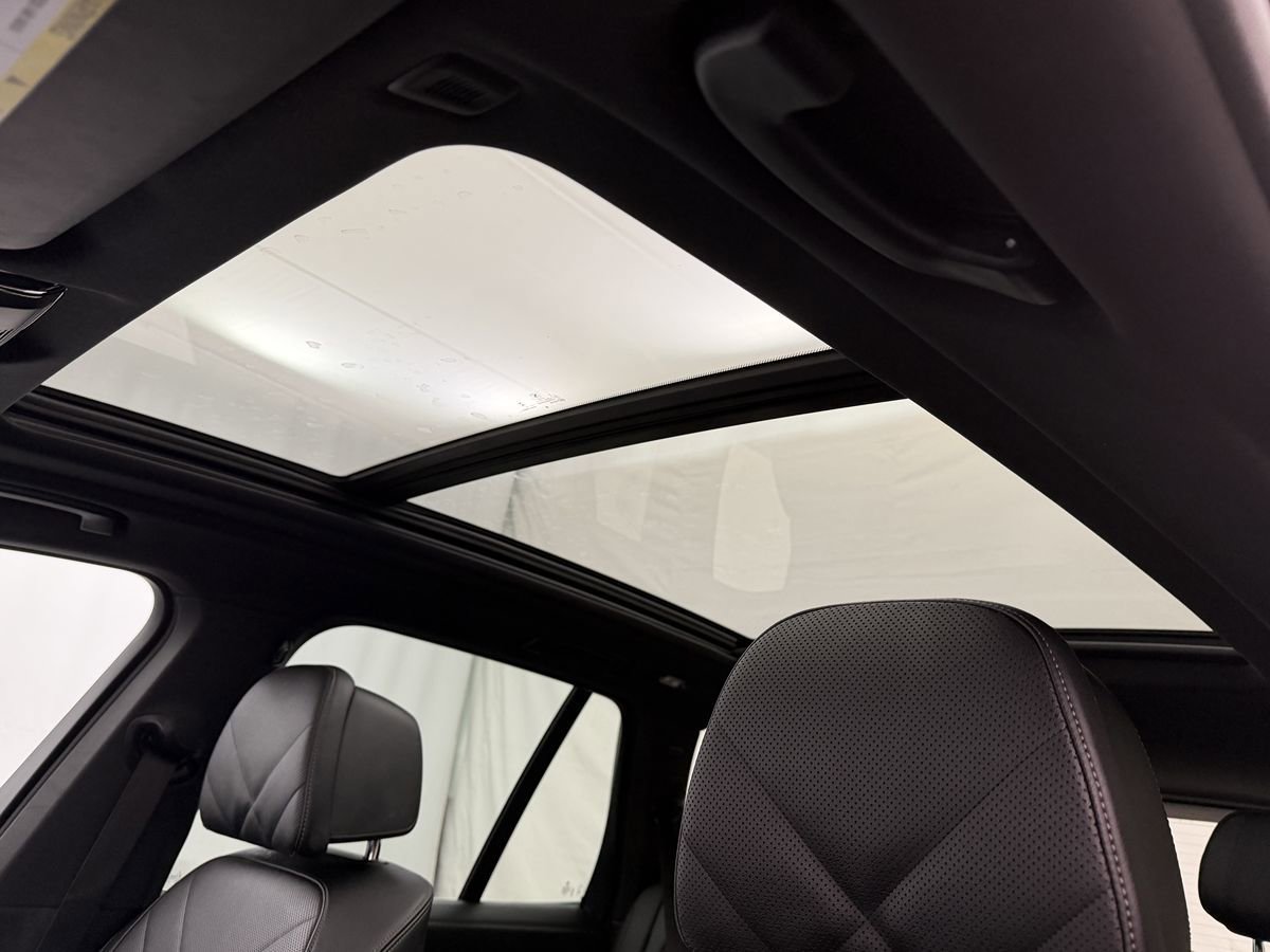 Used 2024 BMW X5 sDrive40i w/ Premium Package RWD image 7