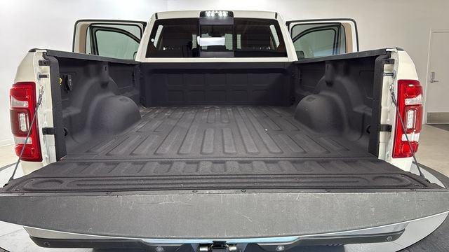 Used 2021 RAM 3500 Laramie w/ Cold Weather Group AWD/4WD image 20