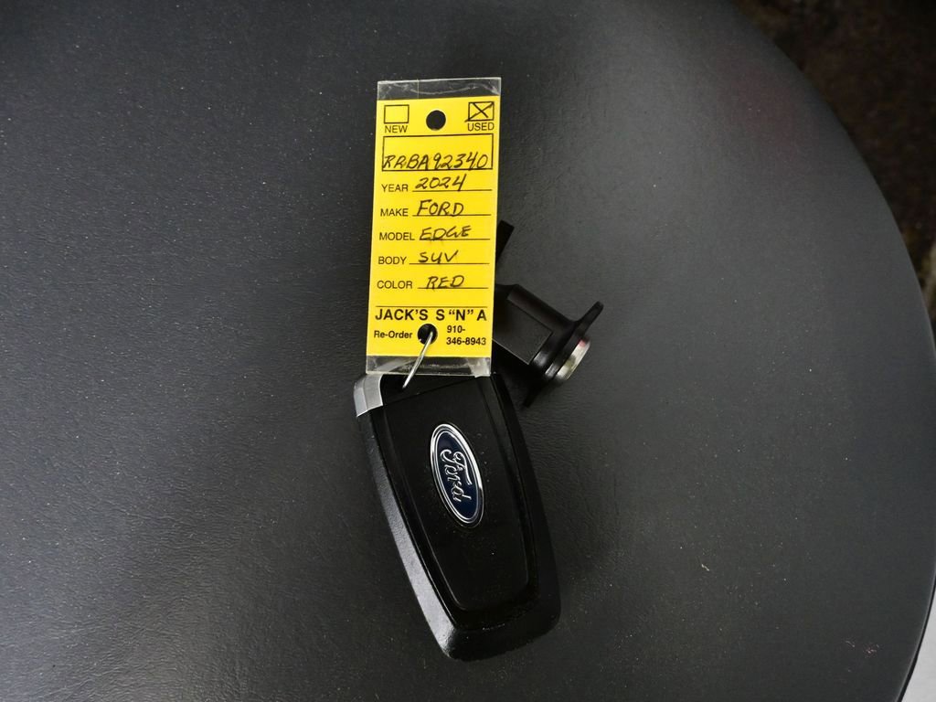 Used 2024 Ford Edge SEL image 22