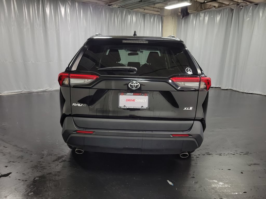 Used 2023 Toyota RAV4 XLE FWD image 7