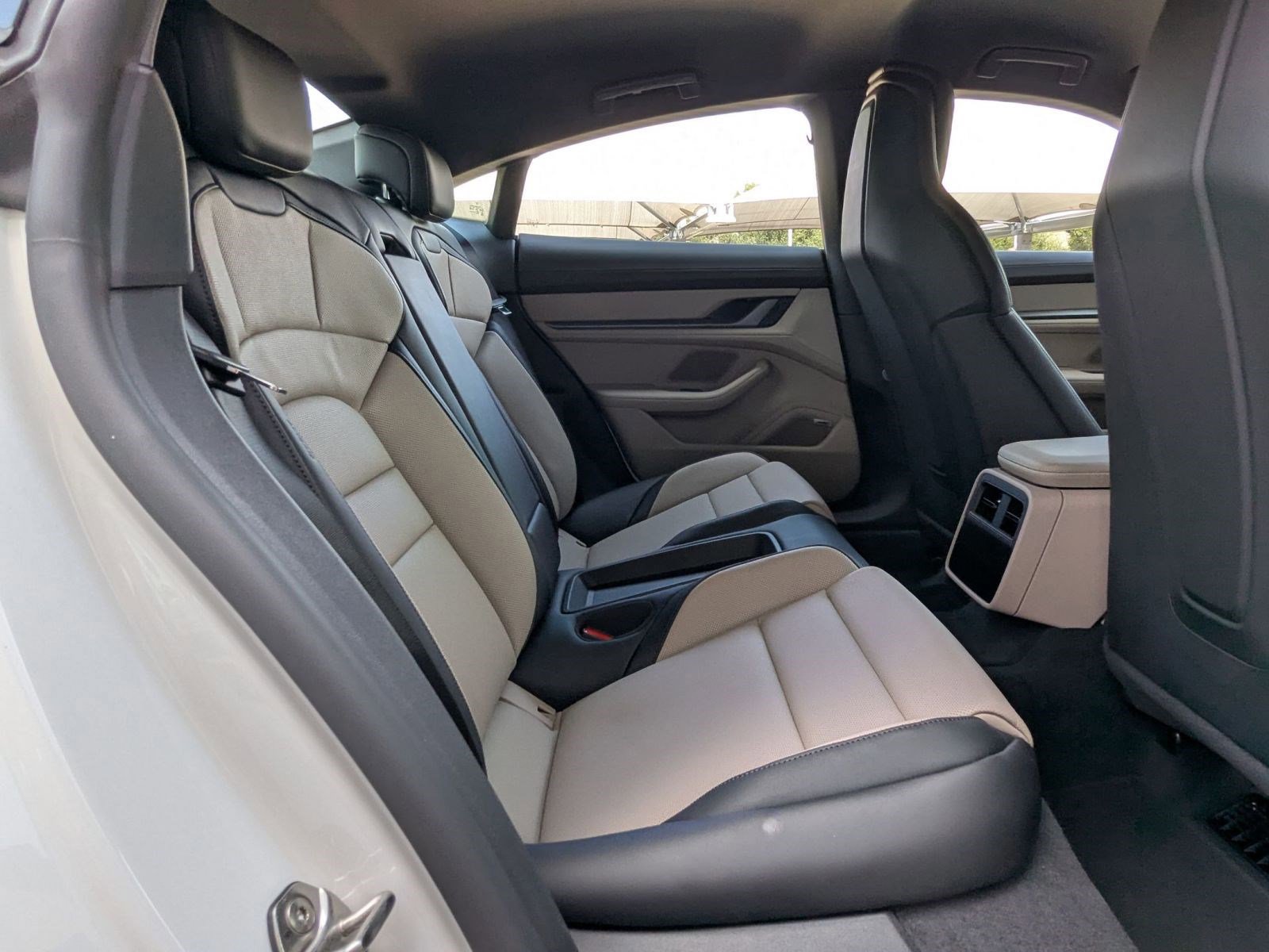 New 2026 Porsche Taycan image 24