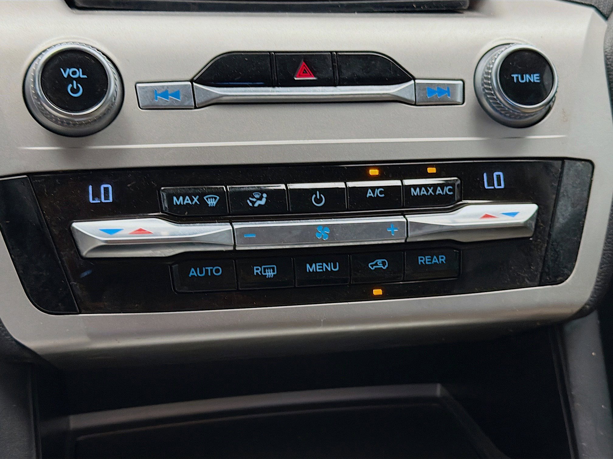 Used 2021 Ford Explorer 2WD image 9