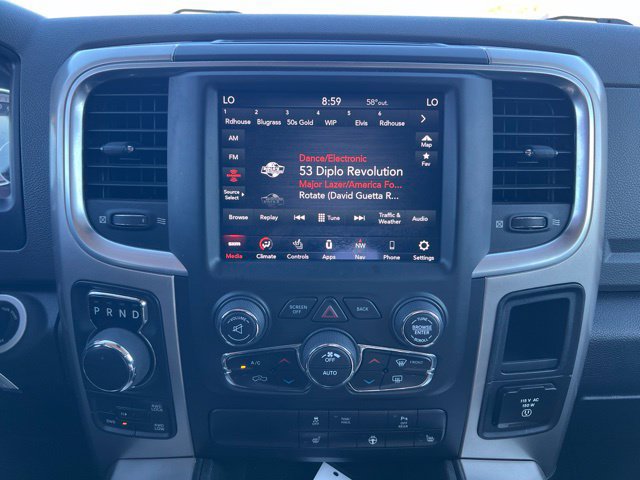Used 2020 RAM 1500 Classic SLT w/ Luxury Group AWD/4WD image 19
