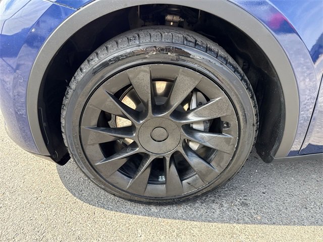 Used 2020 Tesla Model Y Long Range image 10