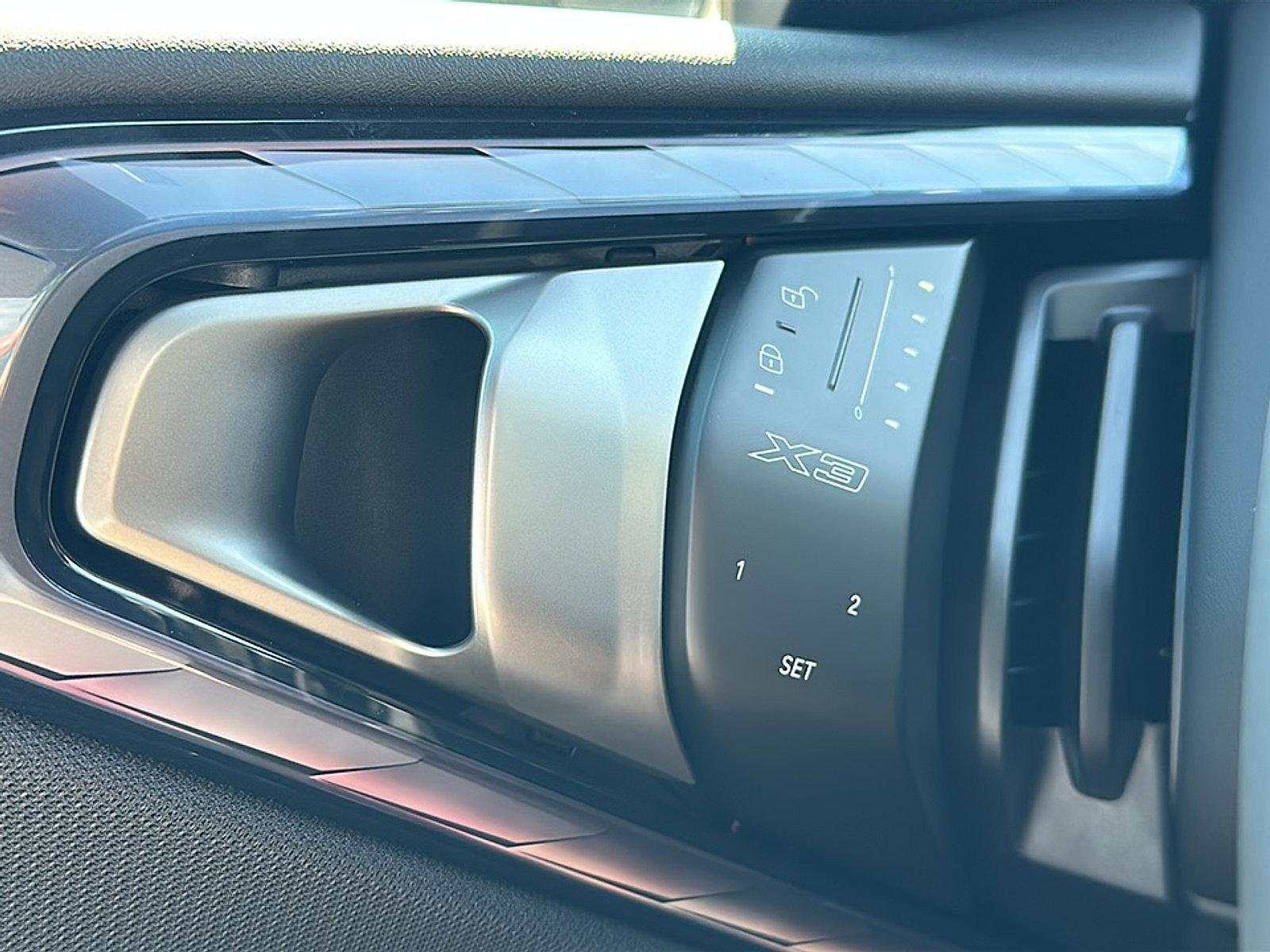 New 2026 BMW X3 xDrive30 w/ Premium Package image 25