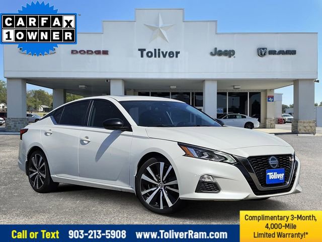 Used 2021 Nissan Altima 2.5 SR w/ SR Premium Package image 1