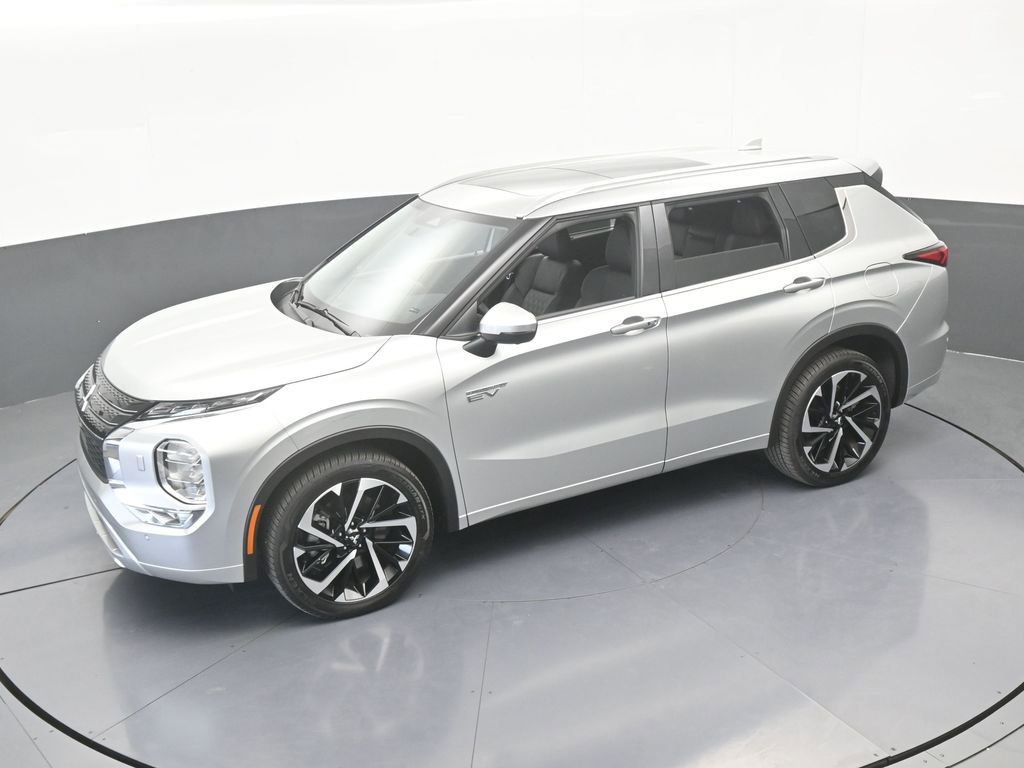 New 2025 Mitsubishi Outlander SEL image 57