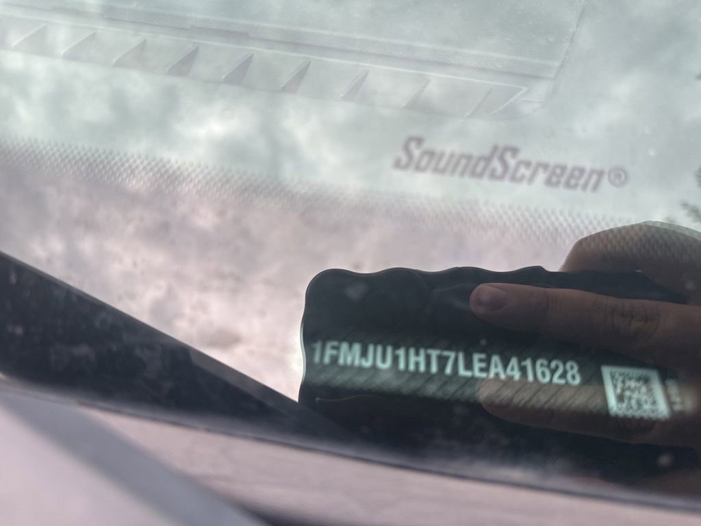 Used 2020 Ford Expedition XLT w/ Equipment Group 201A image 11