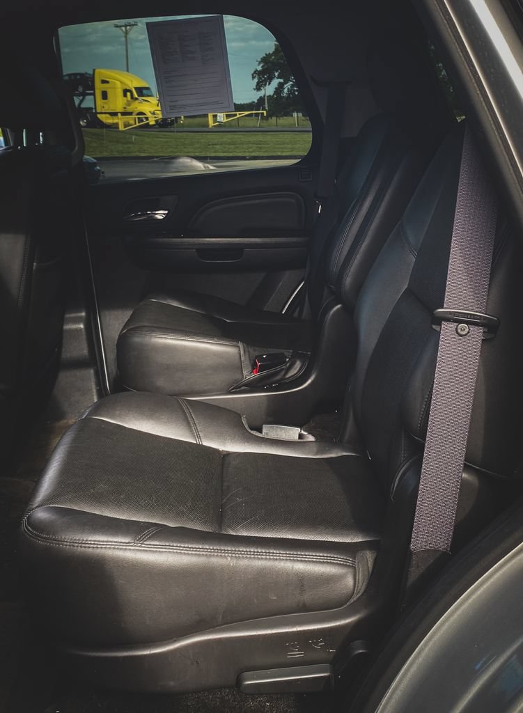 Used 2014 GMC Yukon Denali AWD/4WD image 24