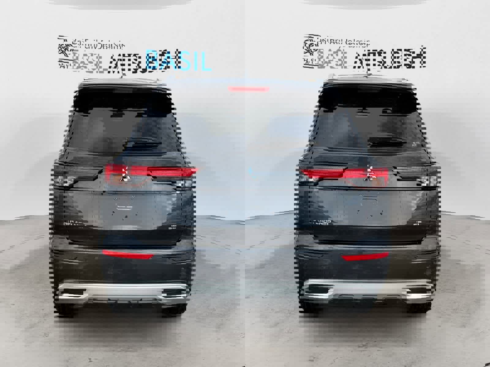 Used 2024 Mitsubishi Outlander SEL image 4