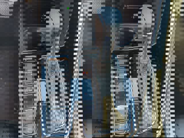 Used 2025 Acura ADX FWD image 34