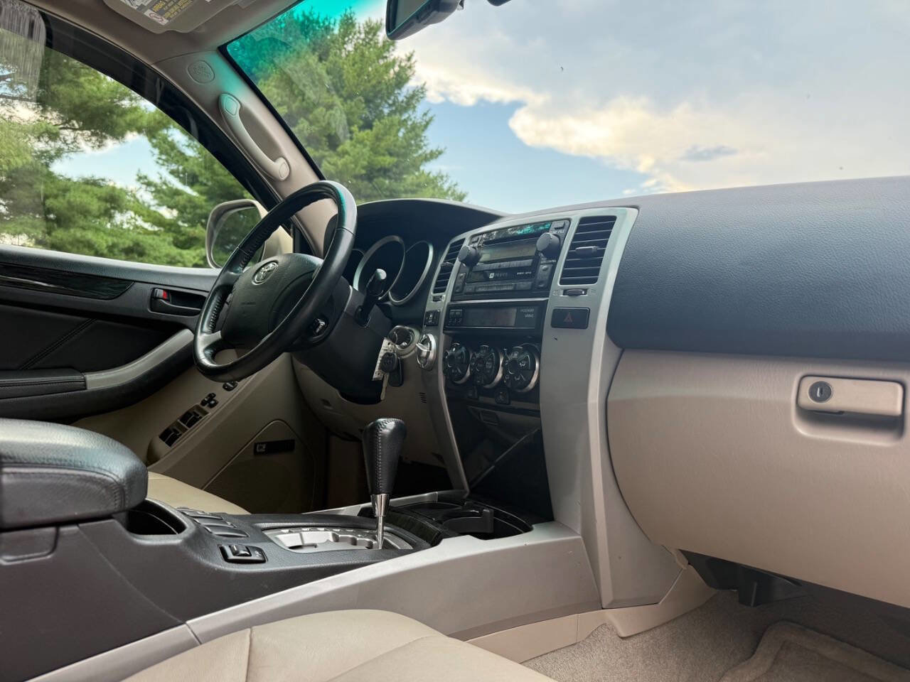 Used 2007 Toyota 4Runner Limited image 20