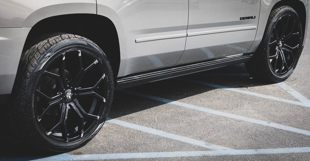 Used 2019 GMC Yukon Denali w/ Denali Ultimate Package AWD/4WD image 34
