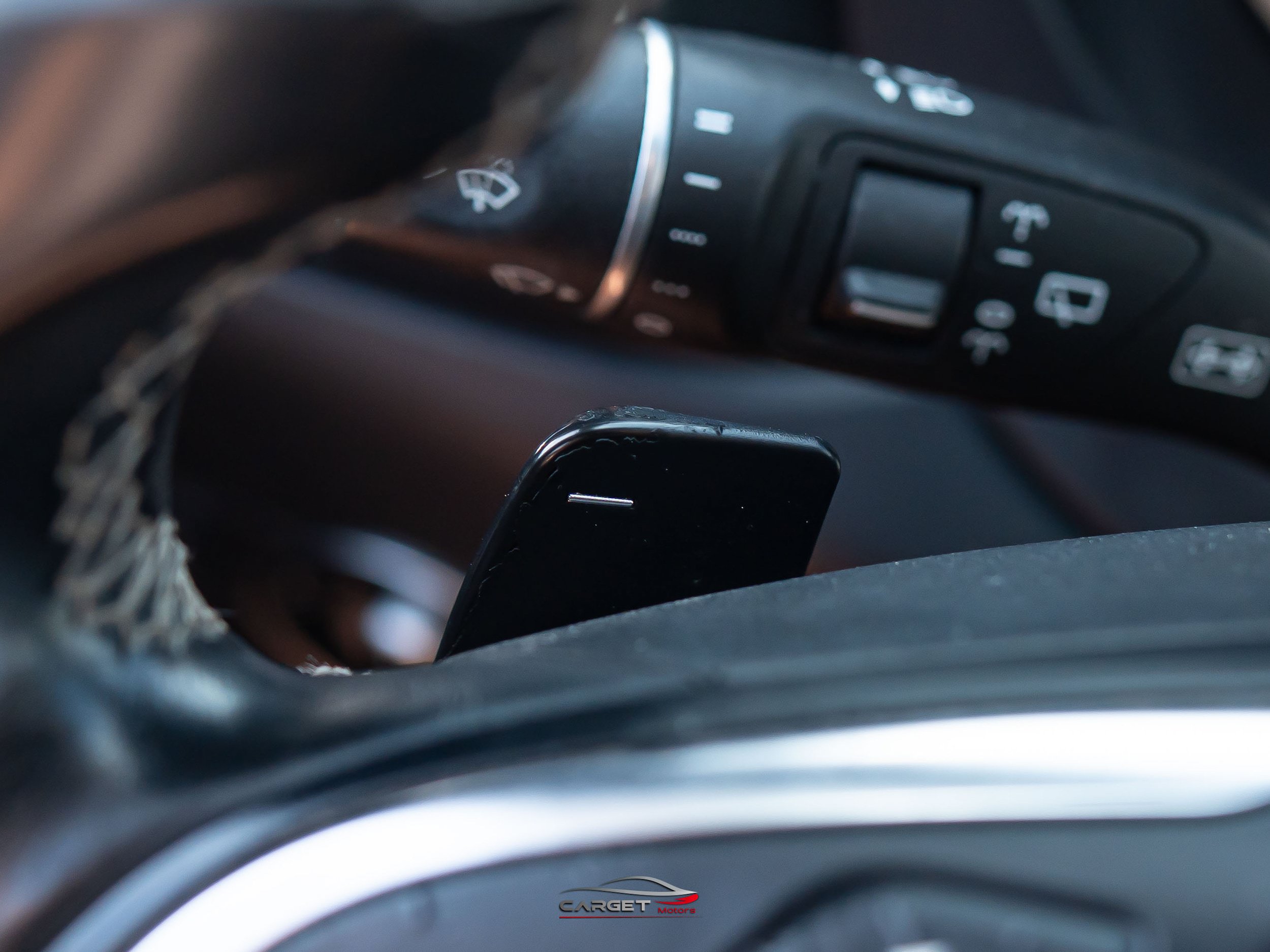 Used 2018 INFINITI QX30 FWD image 22