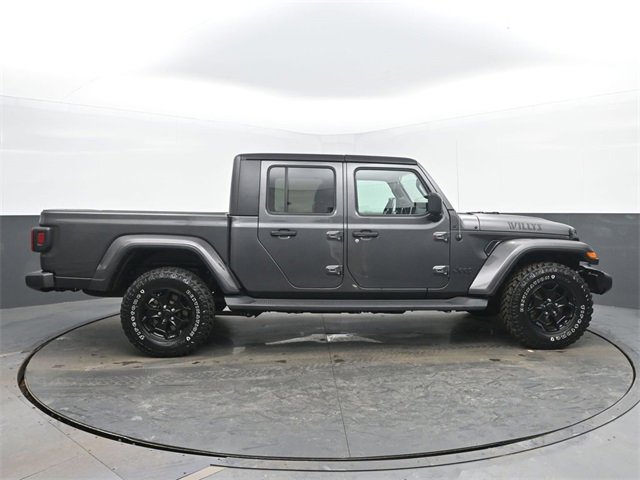 Used 2021 Jeep Gladiator Willys image 6