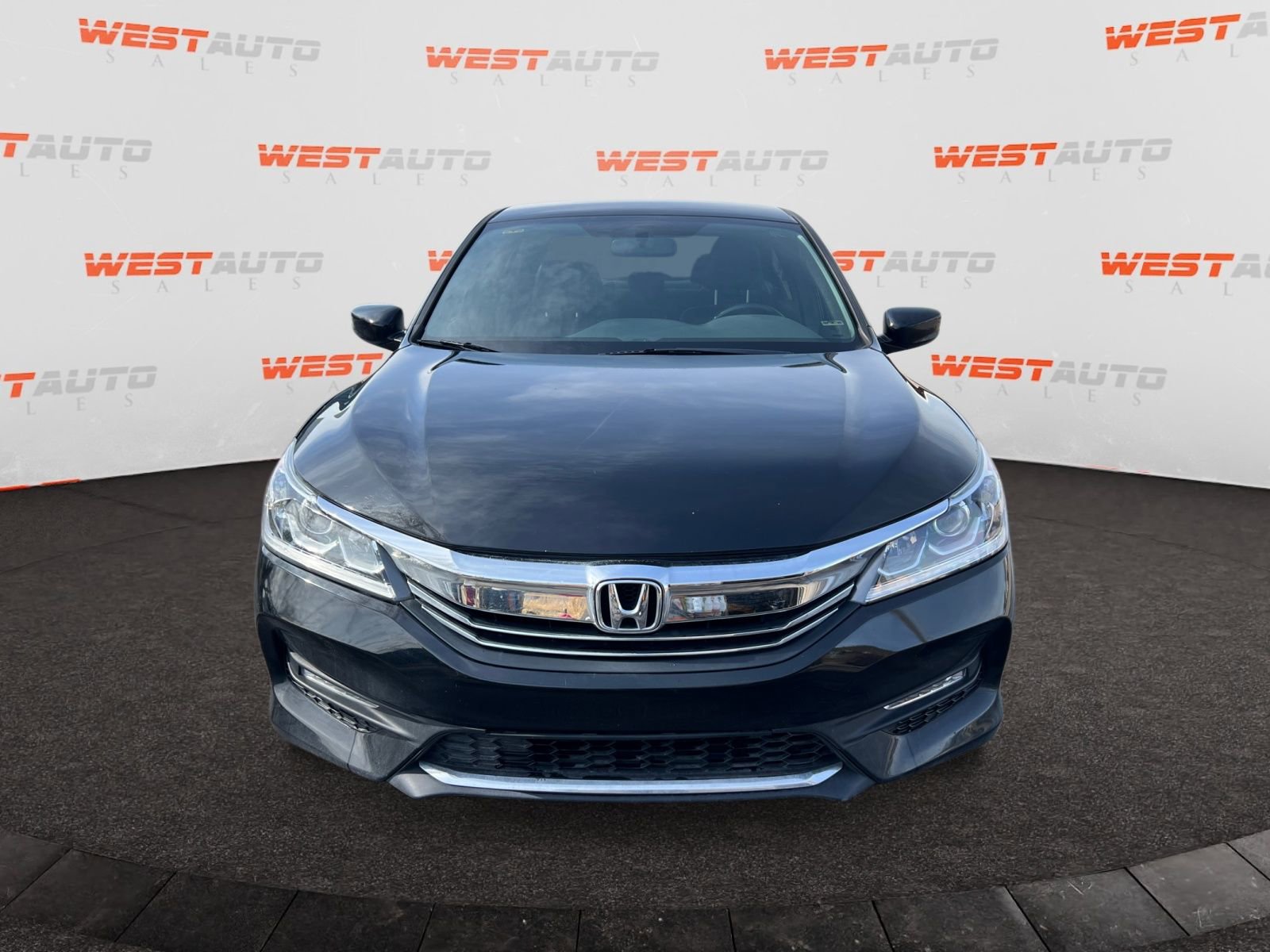 Used 2017 Honda Accord Sport Special Edition image 8