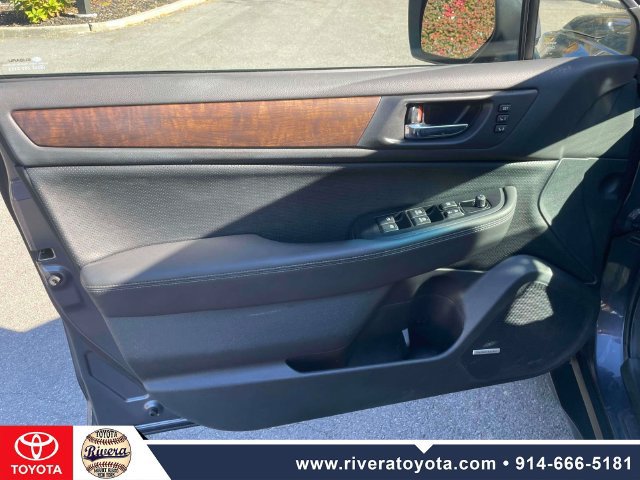 Used 2015 Subaru Outback 2.5i Limited AWD/4WD image 16