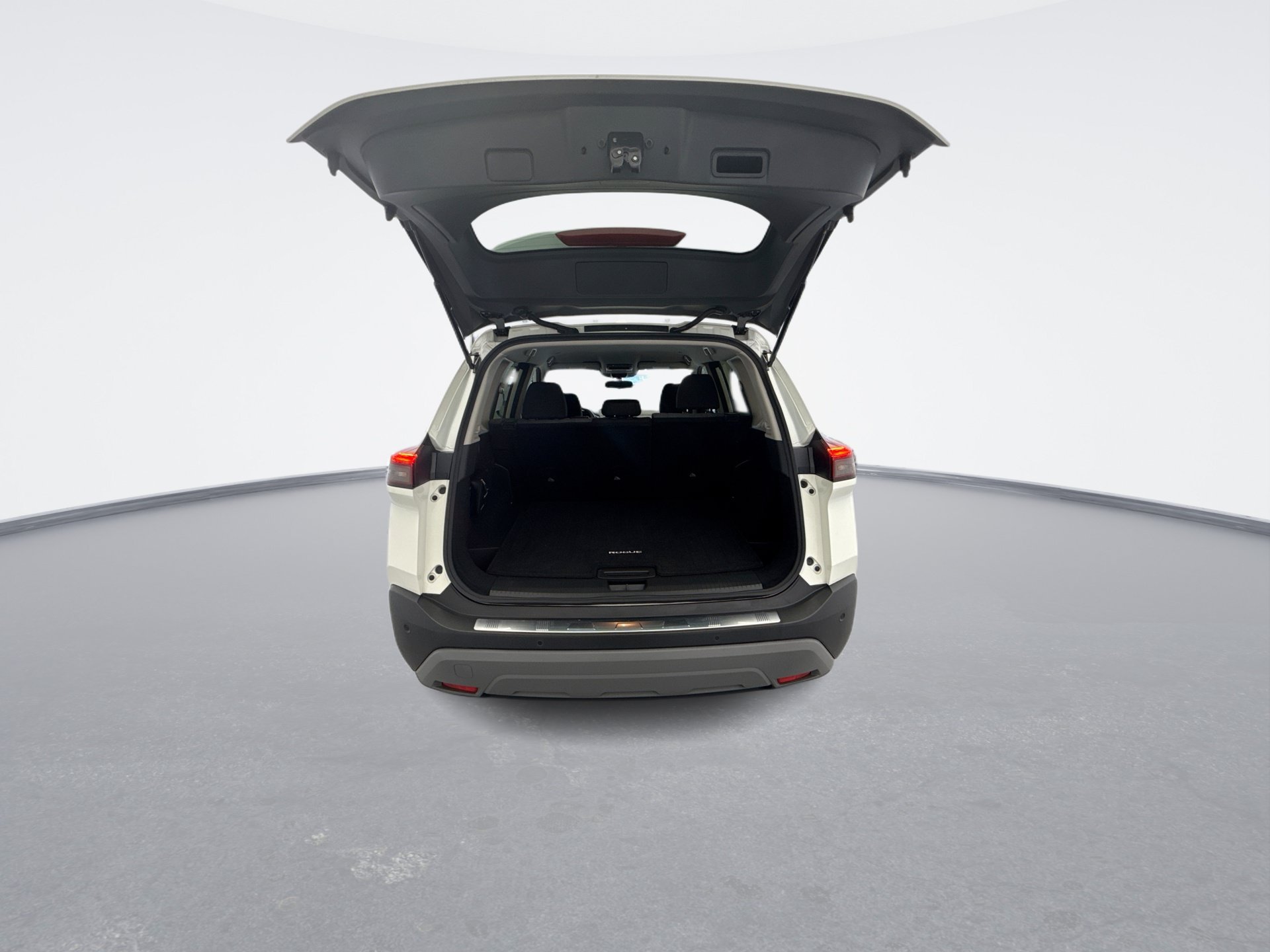 Used 2023 Nissan Rogue SV AWD/4WD image 21