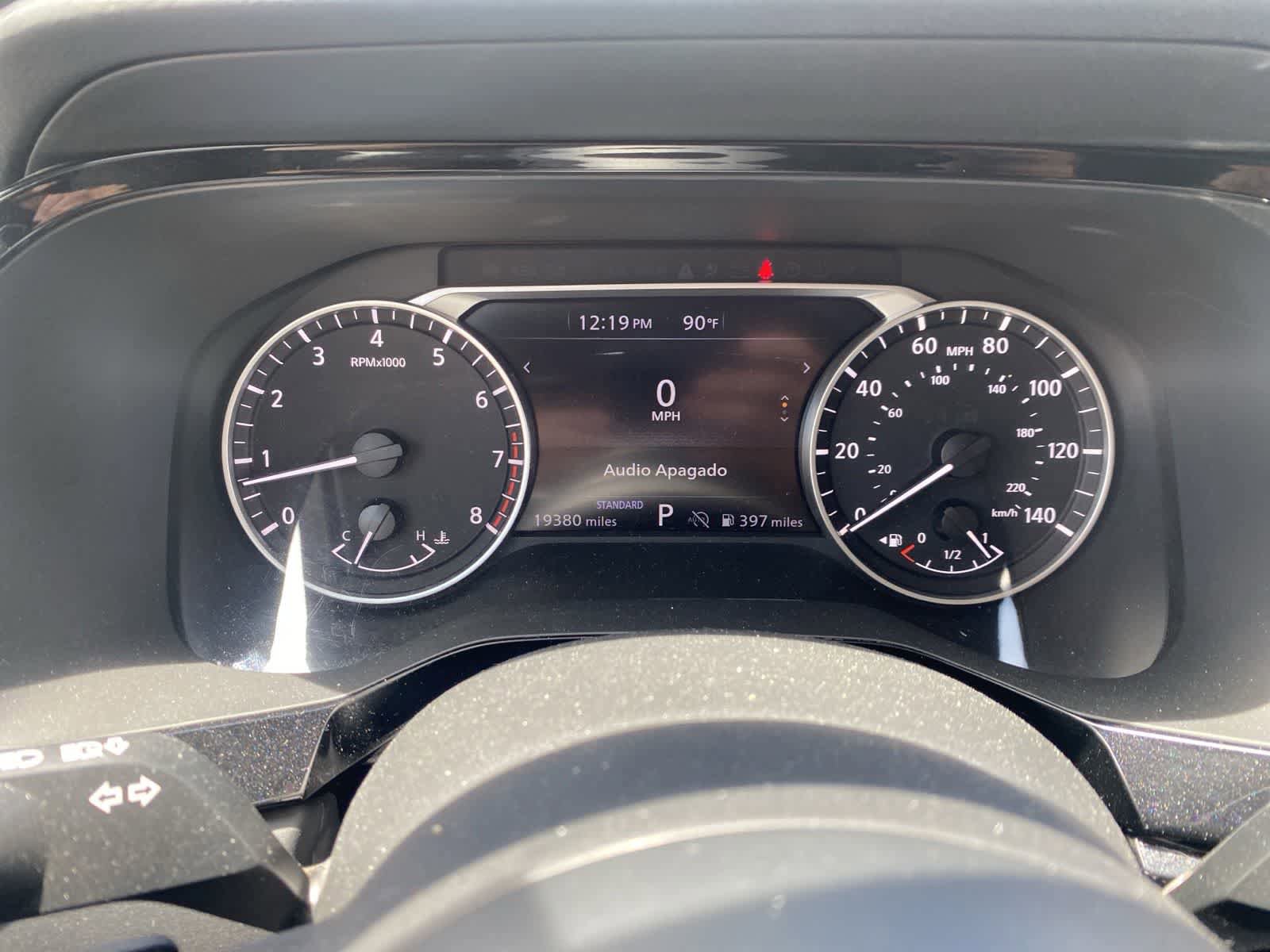 Used 2025 Nissan Pathfinder SV FWD image 15