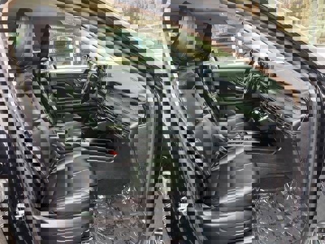 Used 2023 Lincoln Corsair Standard image 21