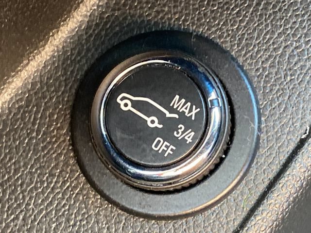 Used 2023 Chevrolet Traverse RS w/ LPO, Floor Liner Package FWD image 32