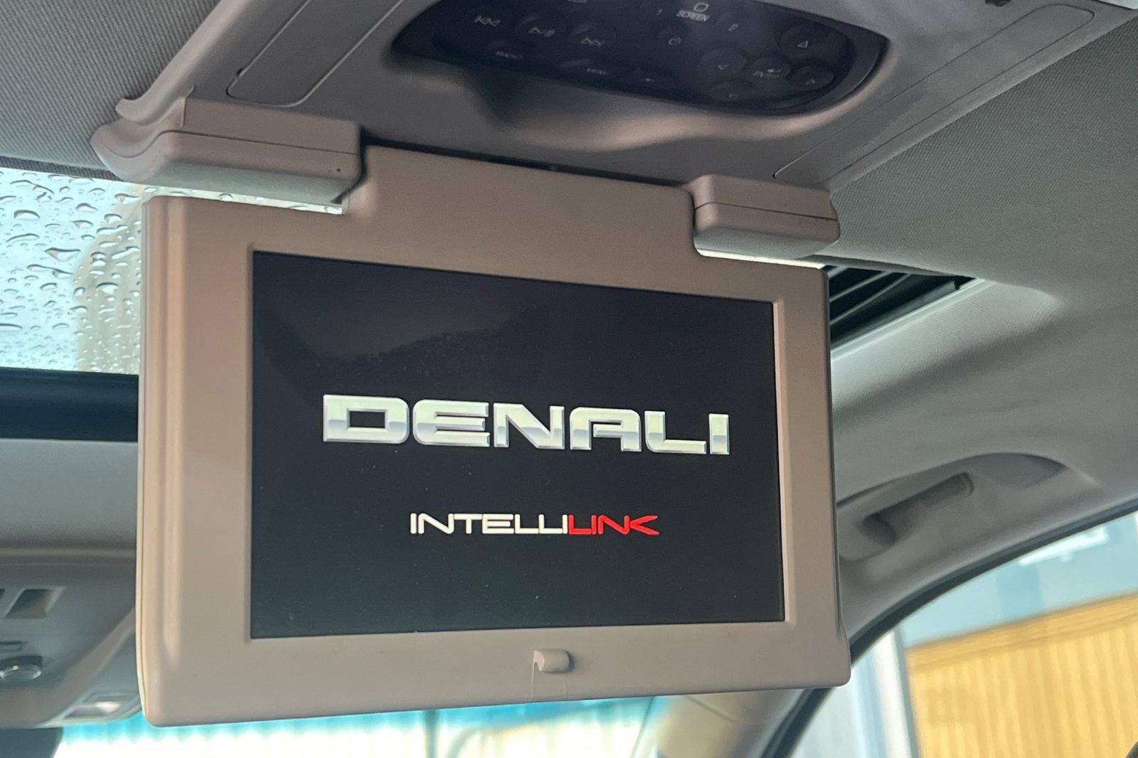 Used 2018 GMC Yukon XL Denali w/ Denali Ultimate Package image 17