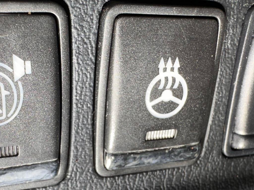 Used 2013 INFINITI JX35 AWD w/ Premium Pkg image 36