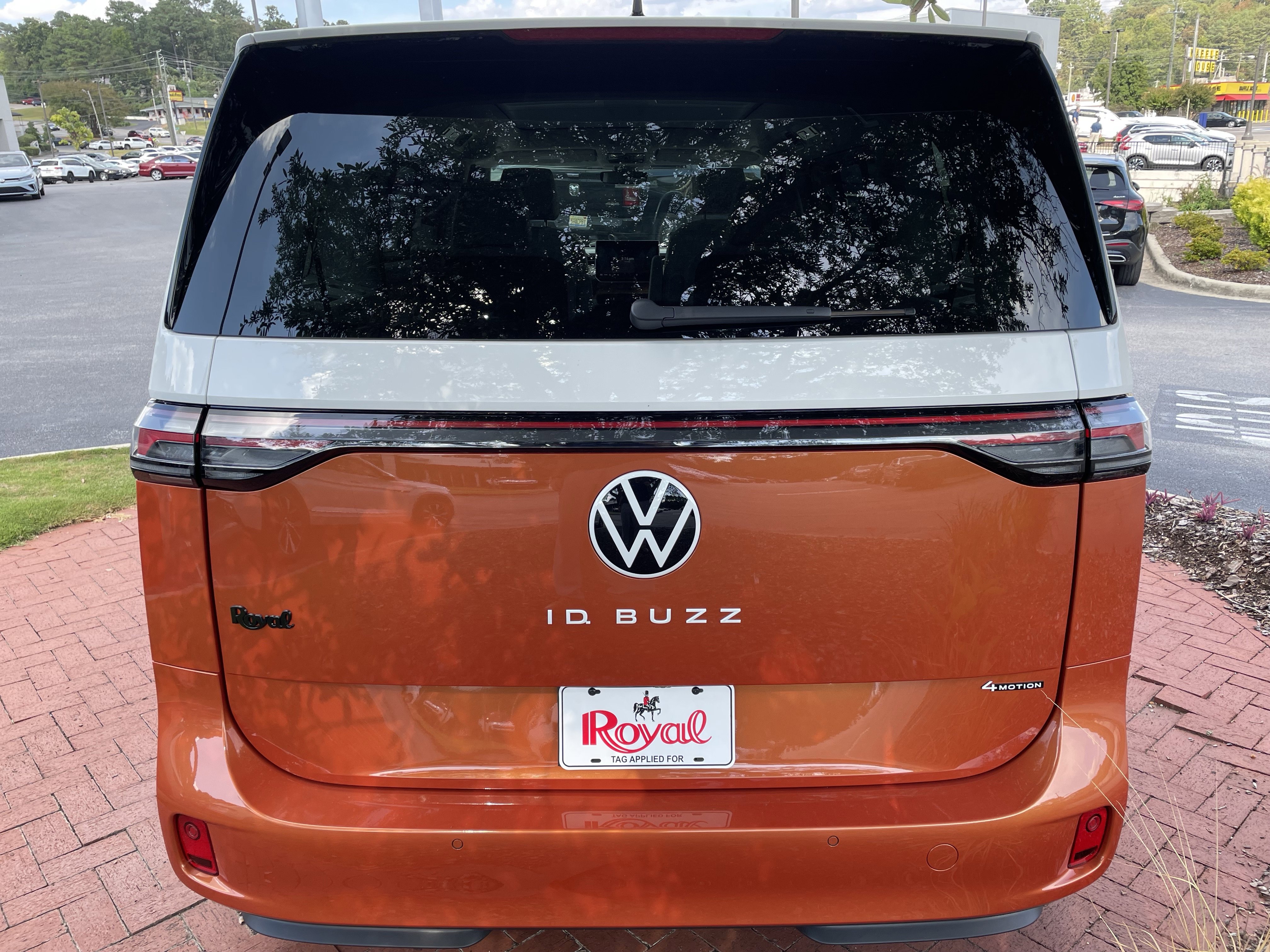 New 2025 Volkswagen ID. Buzz Pro S Plus image 5