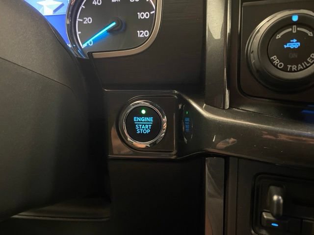 Used 2021 Ford F150 XLT w/ Equipment Group 302A High AWD/4WD image 16