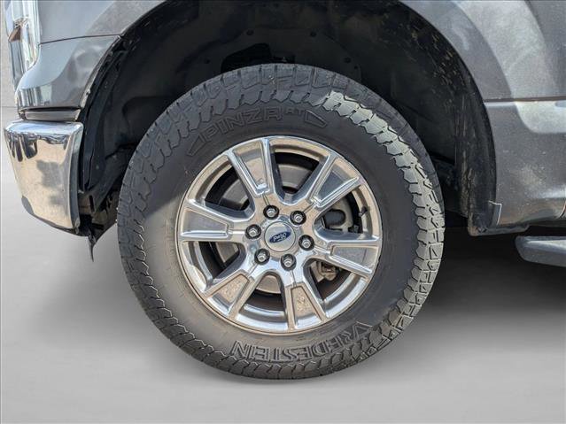 Used 2016 Ford F150 XLT w/ Equipment Group 302A Luxury AWD/4WD image 18