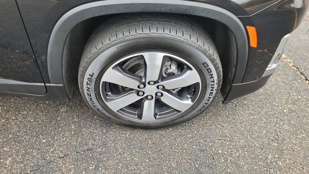 Used 2023 Chevrolet Traverse LT w/ LT Premium Package image 15