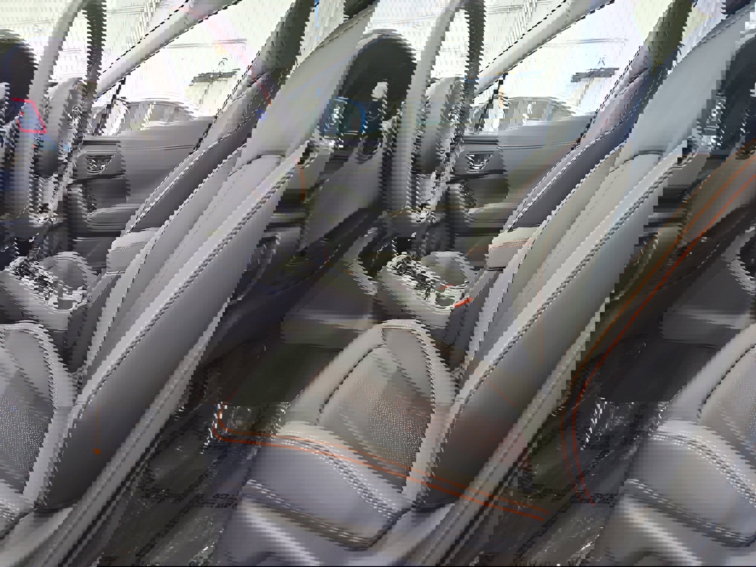 New 2025 Subaru Crosstrek 2.5i Limited w/ Popular Package #4A image 8