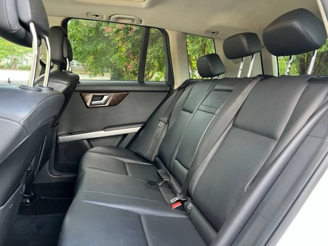 Used 2015 Mercedes-Benz GLK 350 4MATIC image 16