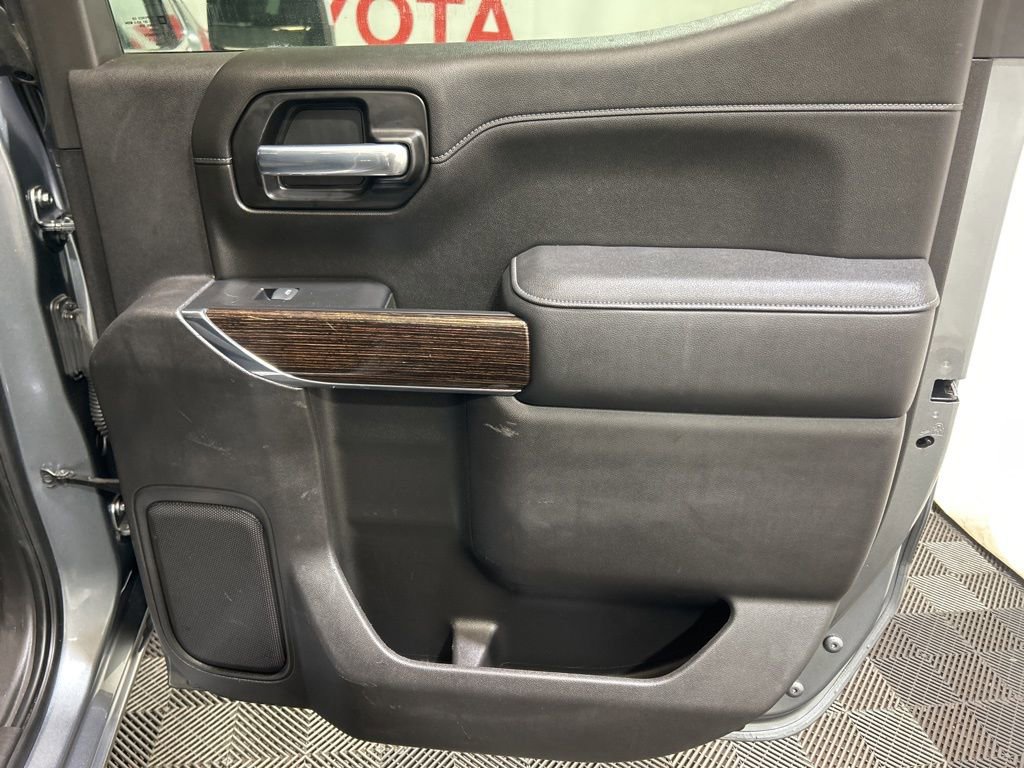 Used 2021 GMC Sierra 1500 SLE w/ X31 Off-Road Package image 12