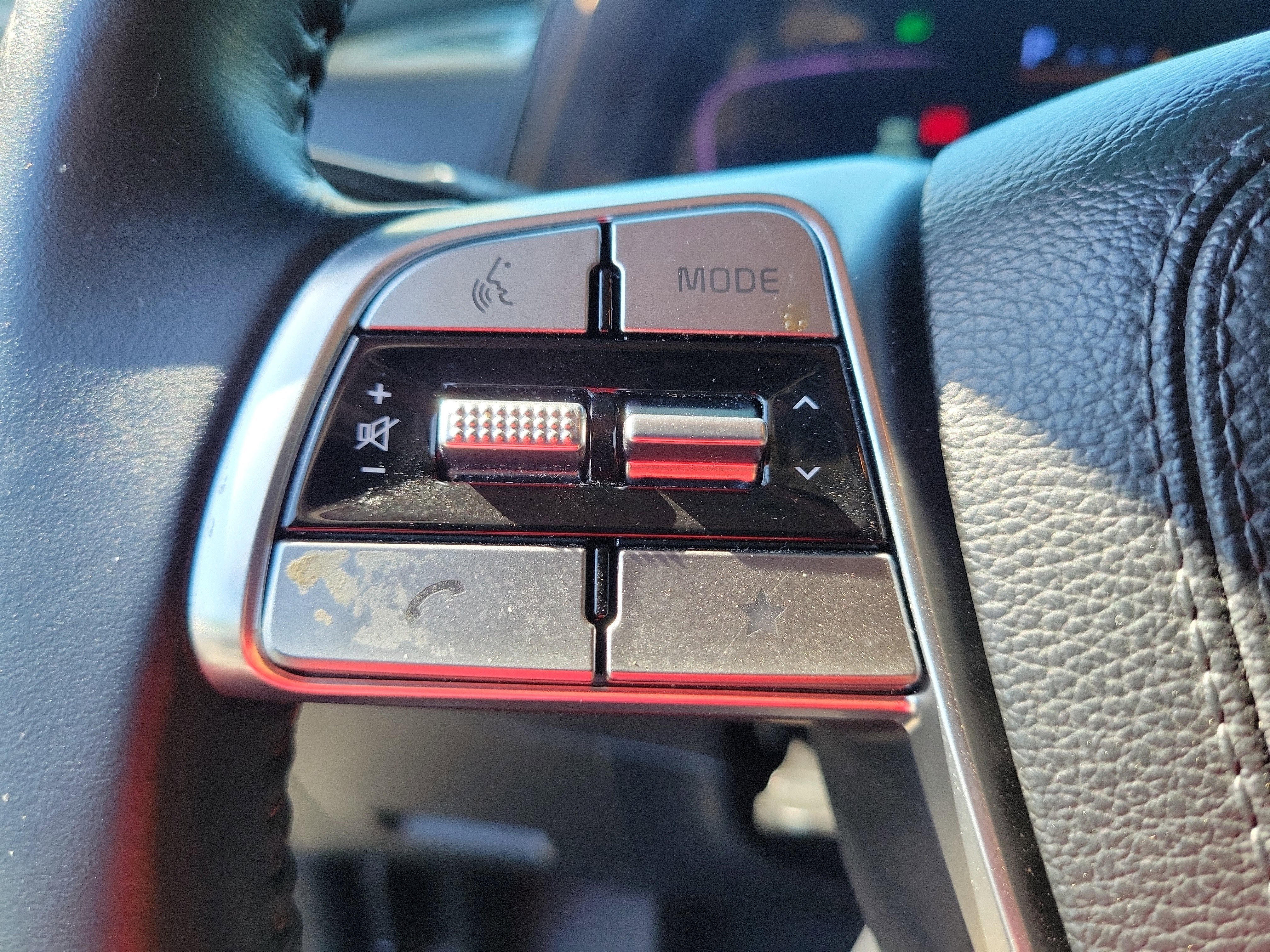 Used 2023 Kia Telluride S image 23