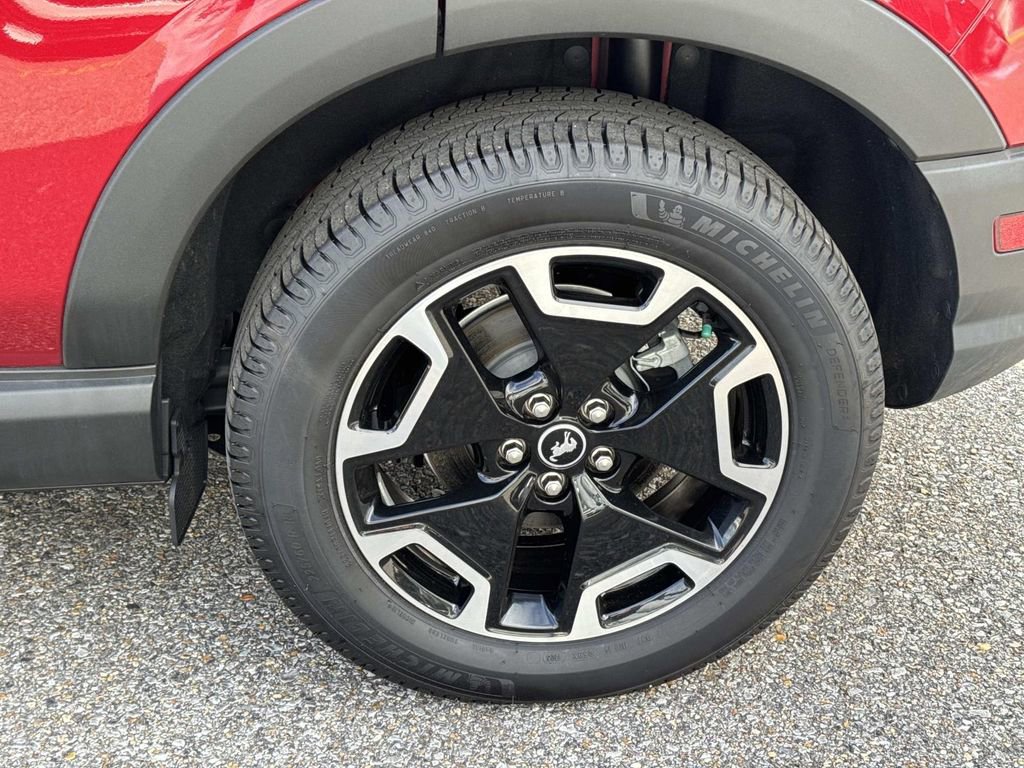 Used 2021 Ford Bronco Sport Outer Banks image 4