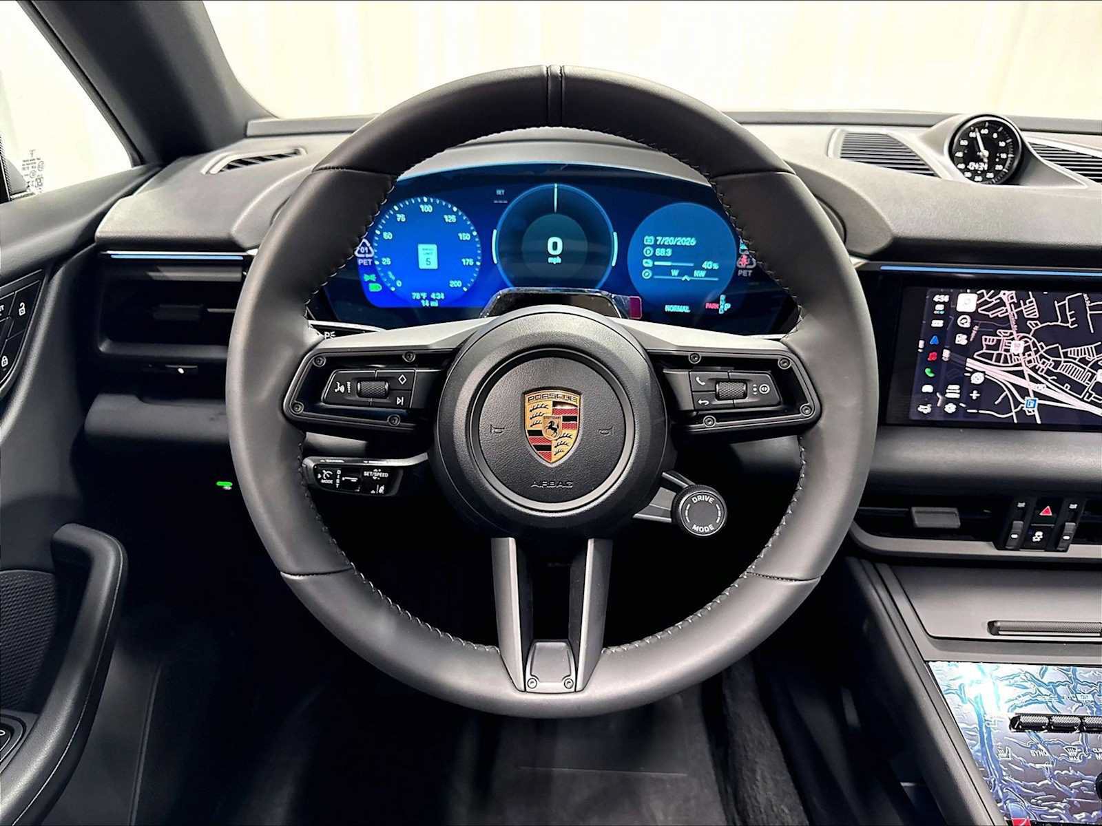 New 2026 Porsche Macan 4 Electric AWD/4WD image 15