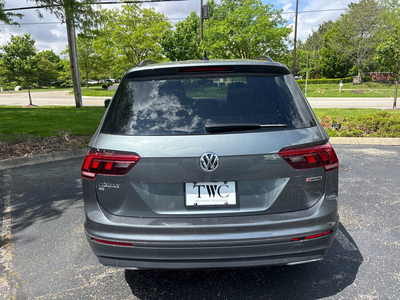 Used 2019 Volkswagen Tiguan SE AWD/4WD image 6