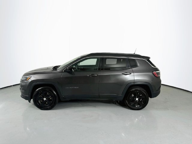 Used 2024 Jeep Compass Latitude AWD/4WD image 6