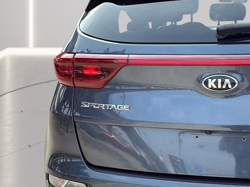 Used 2020 Kia Sportage LX FWD image 29