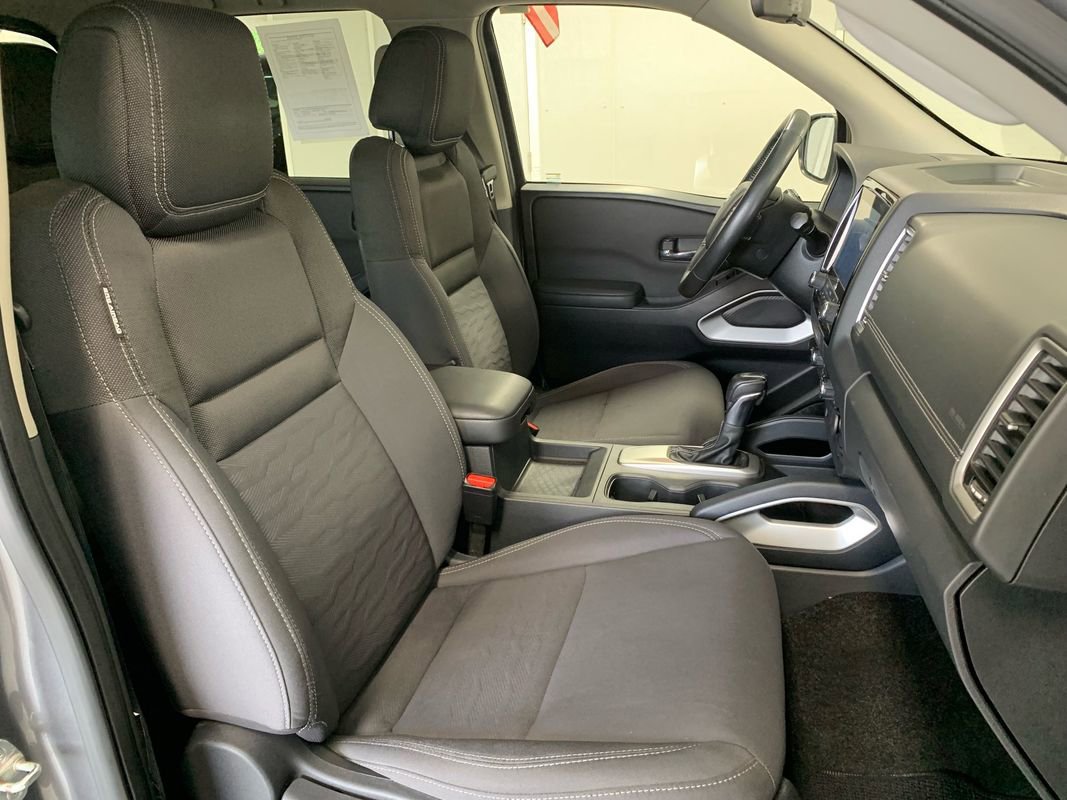 Used 2022 Nissan Frontier SV image 27