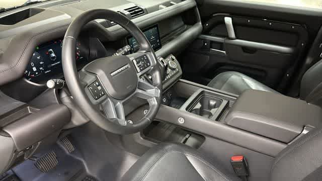 Used 2024 Land Rover Defender 110 X-Dynamic SE AWD/4WD image 25