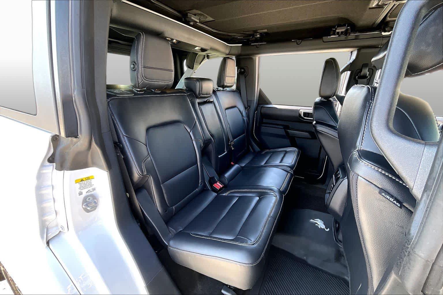 Used 2025 Ford Bronco Outer Banks AWD/4WD image 17
