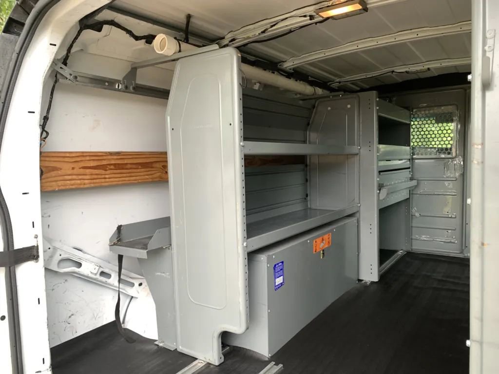 Used 2014 Chevrolet Express 2500 w/ Cold Climate Package image 15