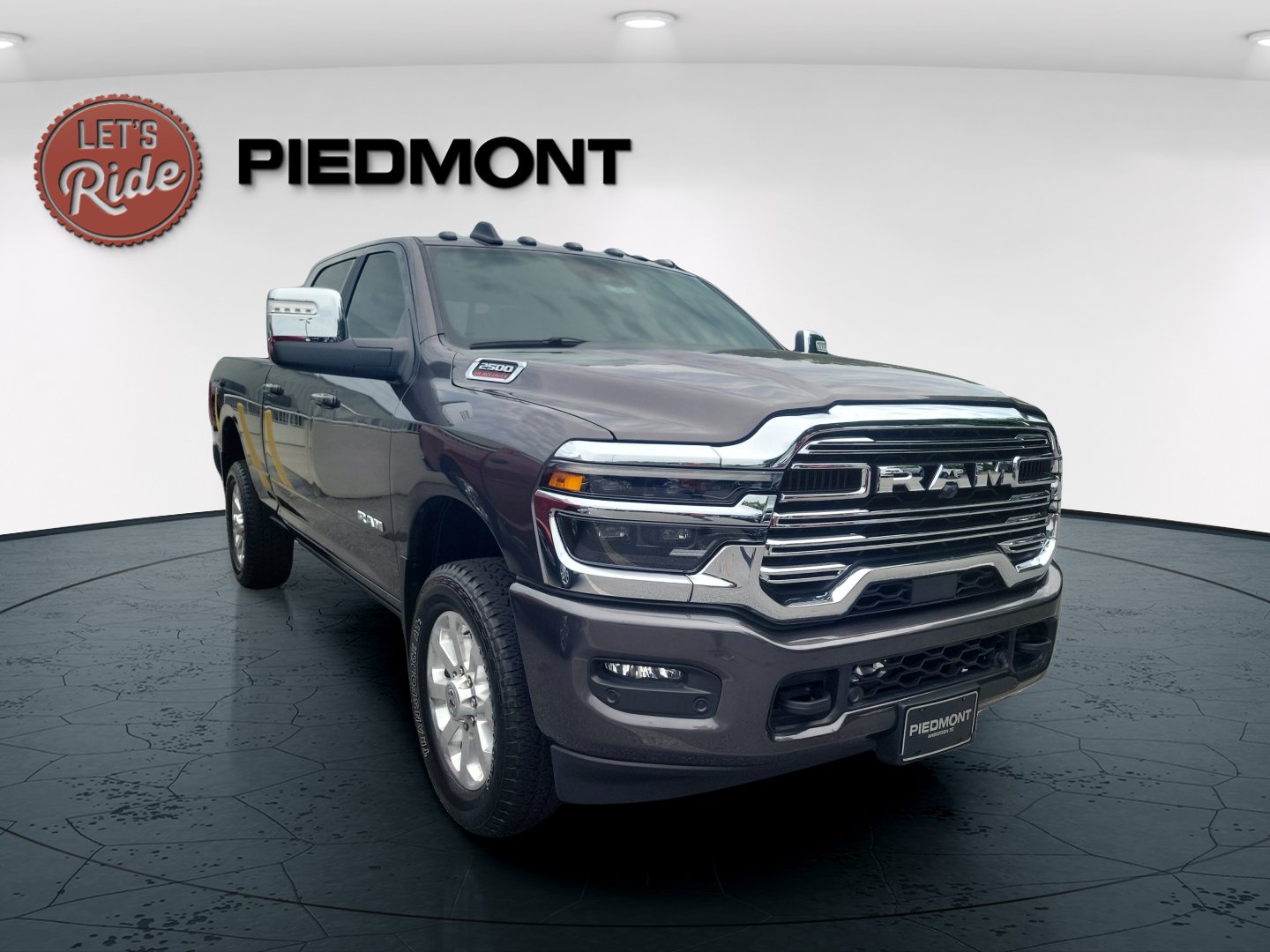New 2026 RAM 2500 Laramie AWD/4WD image 4