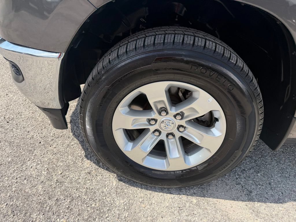 Certified 2024 RAM 1500 Laramie AWD/4WD image 10