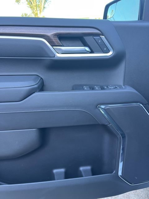 Used 2023 Chevrolet Silverado 1500 LT Trail Boss image 14